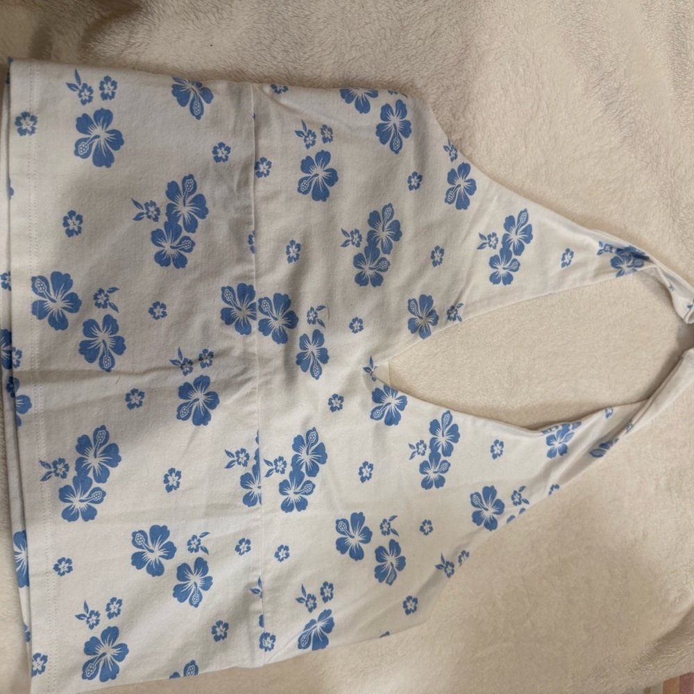 Hollister Blue Floral Crop Top